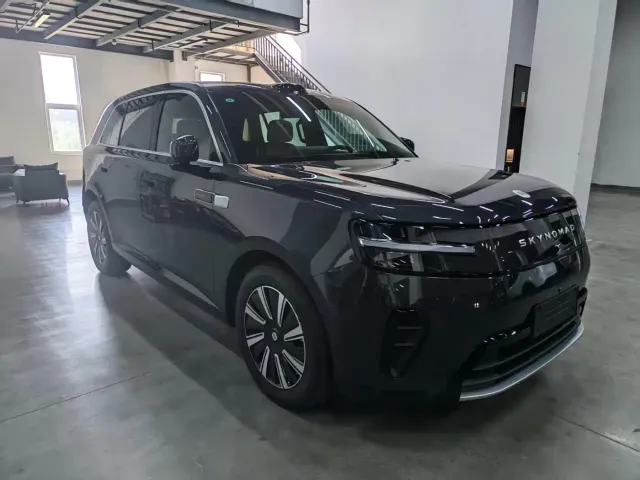 Xiaomi Pengcheng N70 — Фото автомобиля 3