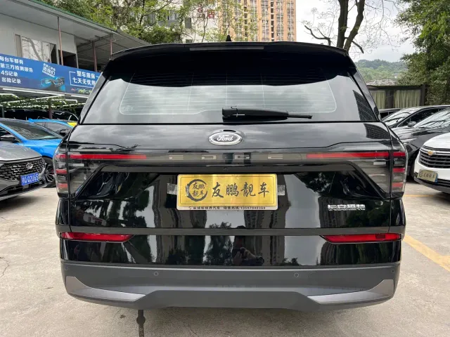 Ford Edge — Фото автомобиля 22