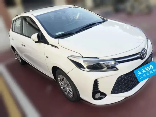 Toyota Vios FS — Фото автомобиля 3