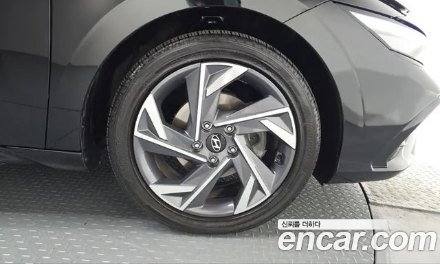 Hyundai Avante CN7 — Фото автомобиля 6