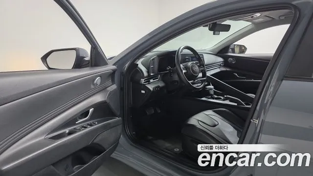 Hyundai Avante CN7 — Фото автомобиля 9