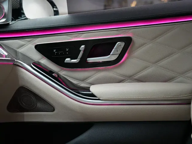 Mercedes-Benz S-Class — Фото автомобиля 27