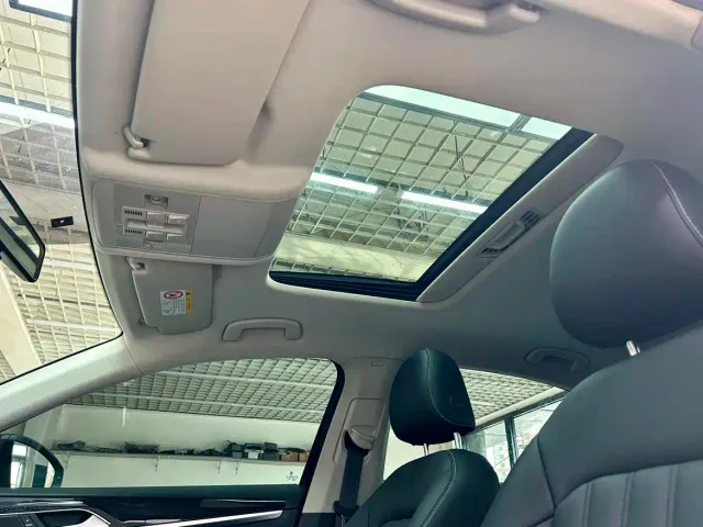 Volkswagen Passat — Фото автомобиля 17