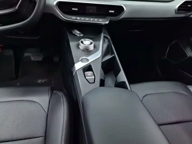 Geely Geometry A — Фото автомобиля 13
