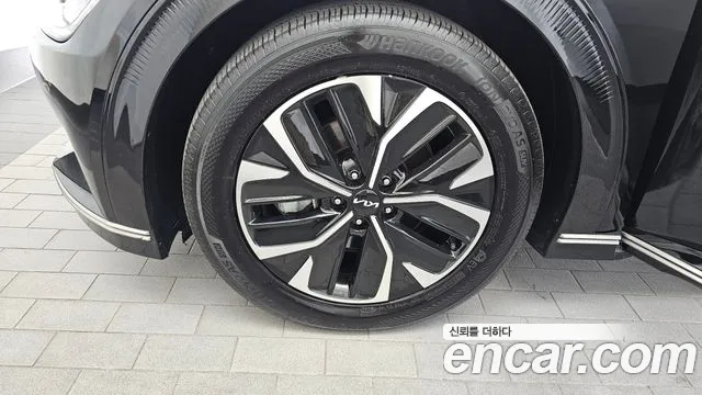 Kia EV6 — Фото автомобиля 5