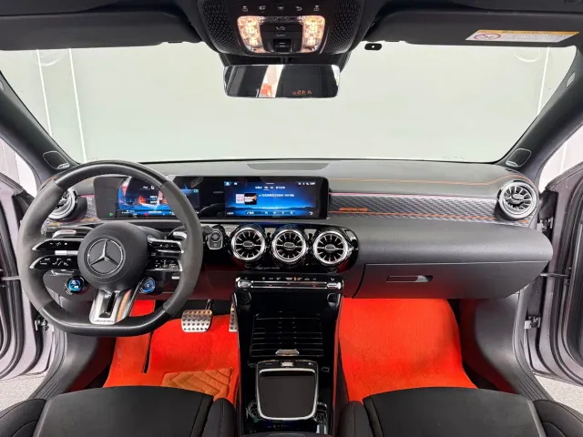 Mercedes-Benz A-Class AMG — Фото автомобиля 13