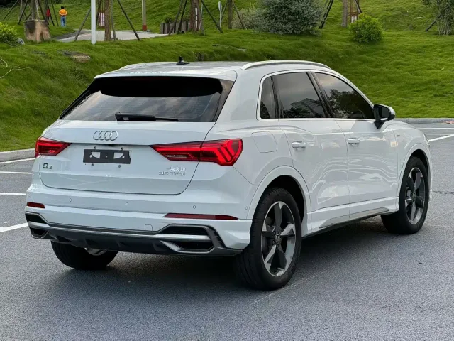 Audi Q3 — Фото автомобиля 7