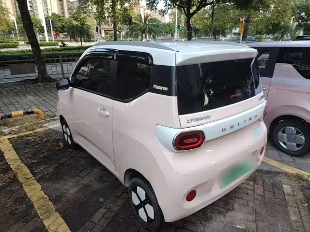 Wuling Hongguang Mini EV — Фото автомобиля 4