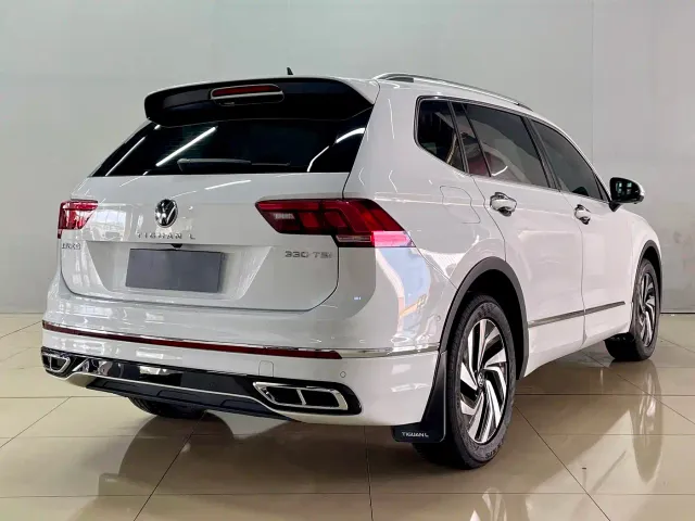 Volkswagen Tiguan L — Фото автомобиля 6