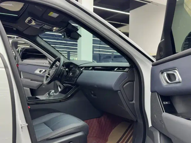 Land Rover Range Rover Velar — Фото автомобиля 10