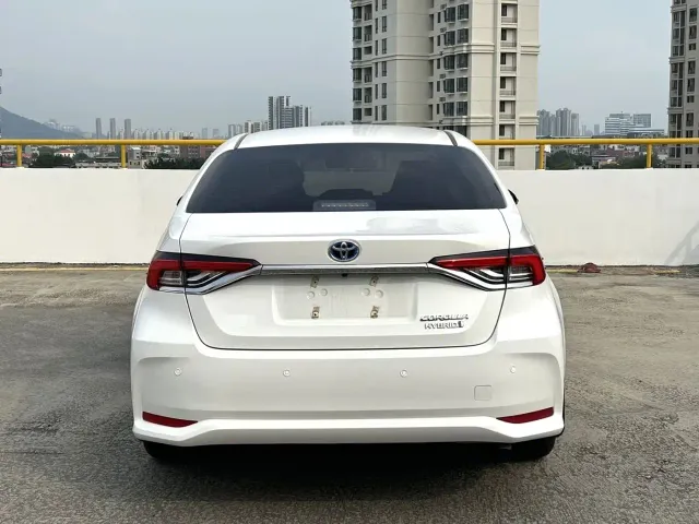 Toyota Corolla — Фото автомобиля 5
