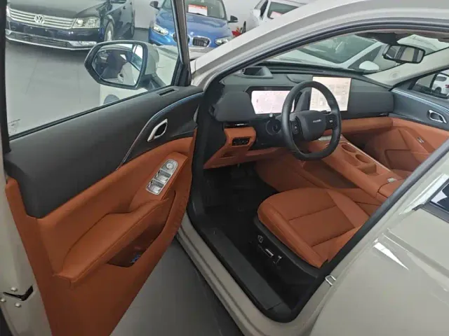 Haval Xiaolong MAX — Фото автомобиля 15