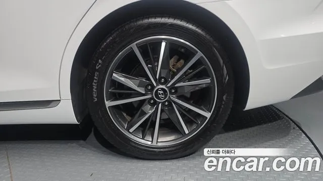 Hyundai Grandeur Новый Grandeur IG — Фото автомобиля 13