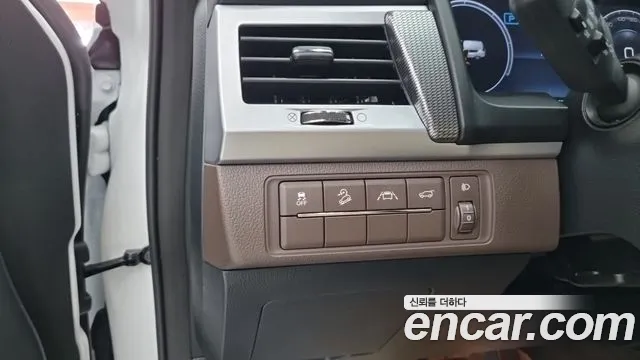 KG_Mobility_Ssangyong Rexton All Rexton Дизель 2.2 4WD — Фото автомобиля 15