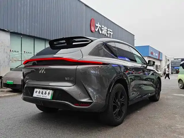 IM Motors IM LS7 — Фото автомобиля 6