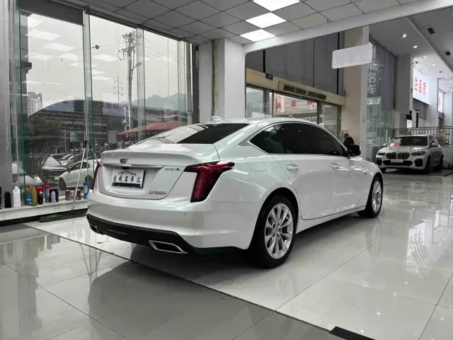 Cadillac CT5 — Фото автомобиля 6