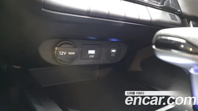 Hyundai Avante CN7 — Фото автомобиля 19