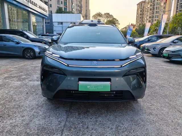 BYD Tang L — Фото автомобиля 3