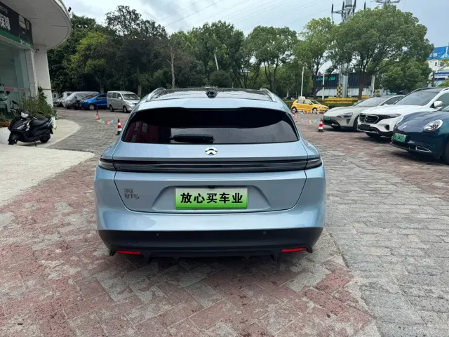 Nio ET5 Touring — Фото автомобиля 8