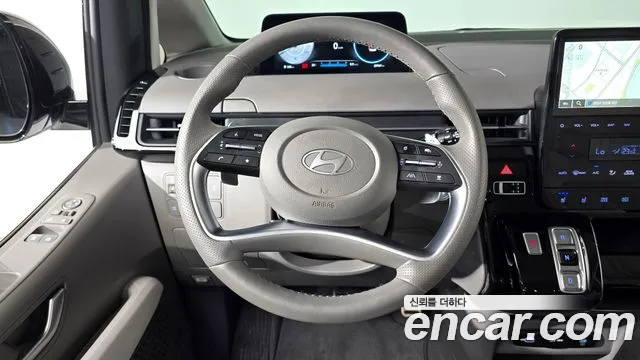 Hyundai Staria Staria 4WD Lounge 7 мест — Фото автомобиля 15