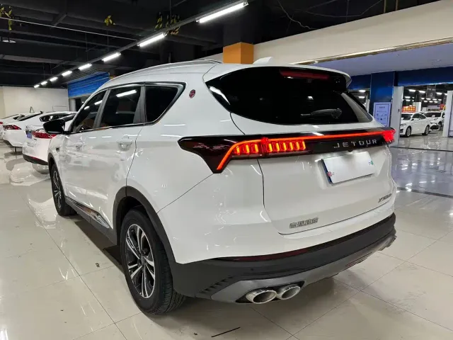 Jetour X70 Plus — Фото автомобиля 8