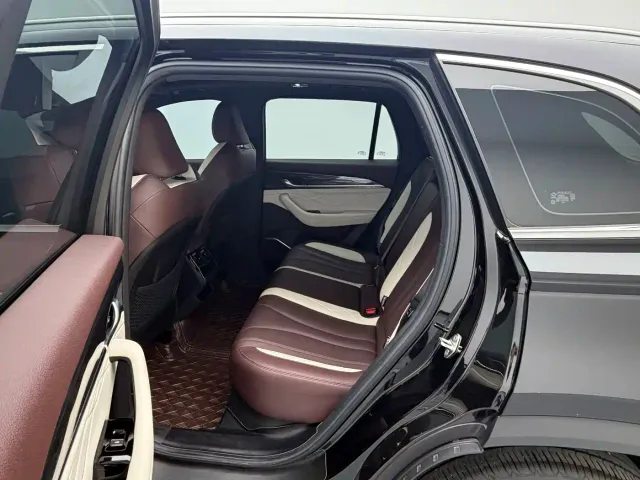 Geely Xingyue L — Фото автомобиля 13