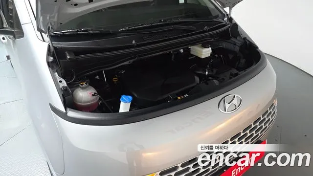 Hyundai Staria — Фото автомобиля 9