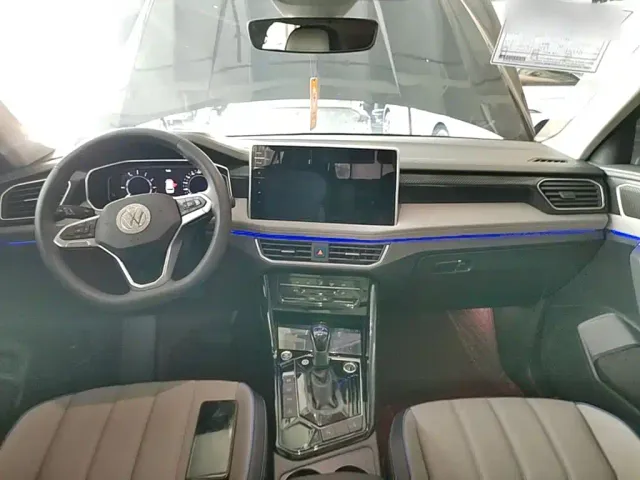 Volkswagen Tayron GTE Plug-in Hybrid — Фото автомобиля 9