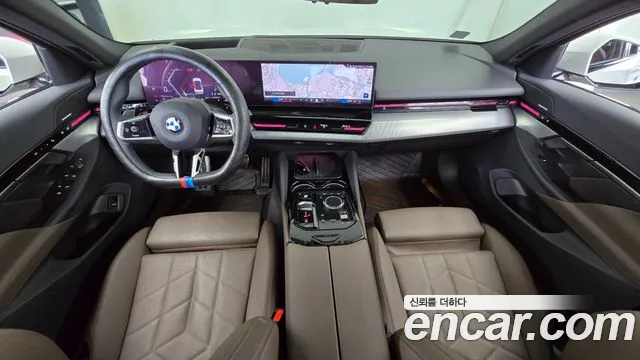 BMW 5-Series — Фото автомобиля 7