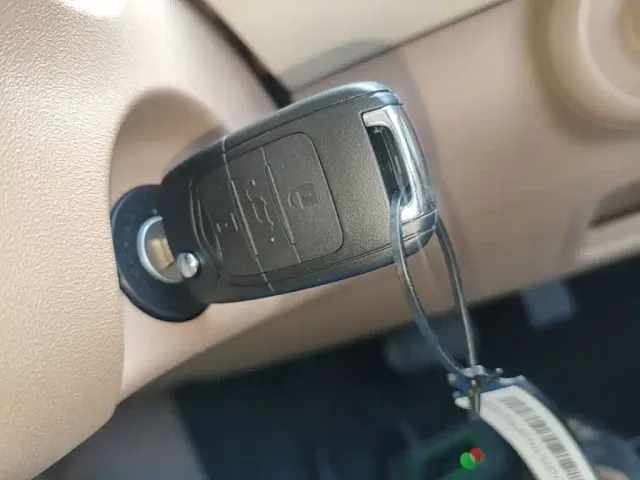 Wuling Hongguang Mini EV — Фото автомобиля 8