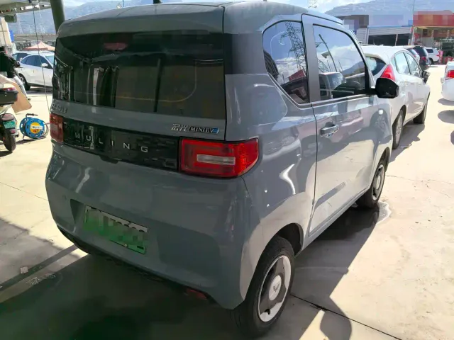Wuling Hongguang Mini EV — Фото автомобиля 6