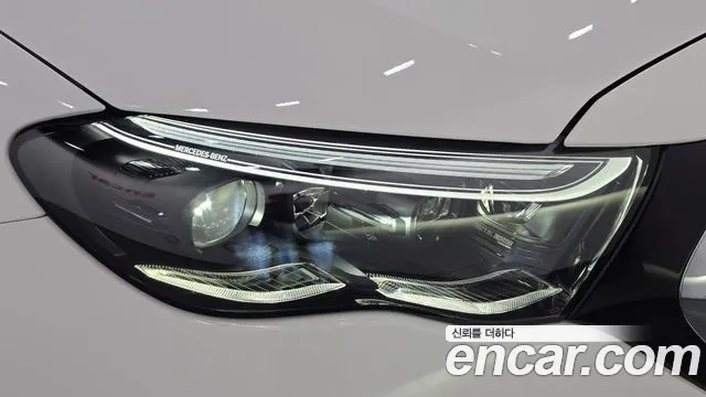 Mercedes-Benz E-Class — Фото автомобиля 7