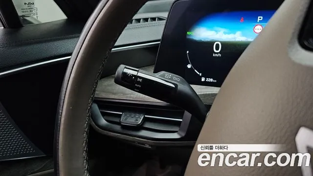 Kia K8 Hybrid — Фото автомобиля 30
