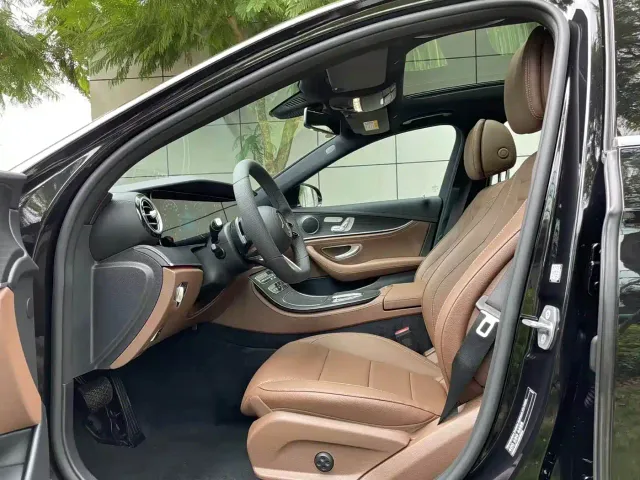 Mercedes-Benz Mercedes-Benz E-Class 2022 Model Facelift III E 300 L Sport Fashion — Фото автомобиля 12