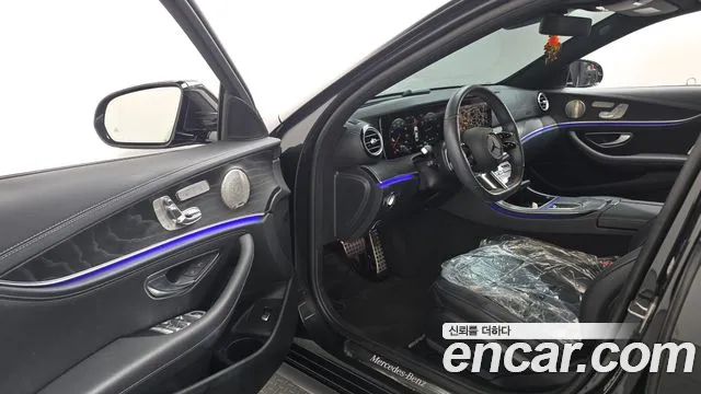 Mercedes-Benz E-Class W213 — Фото автомобиля 15