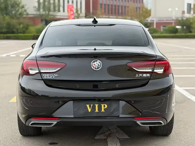 Buick Regal — Фото автомобиля 6