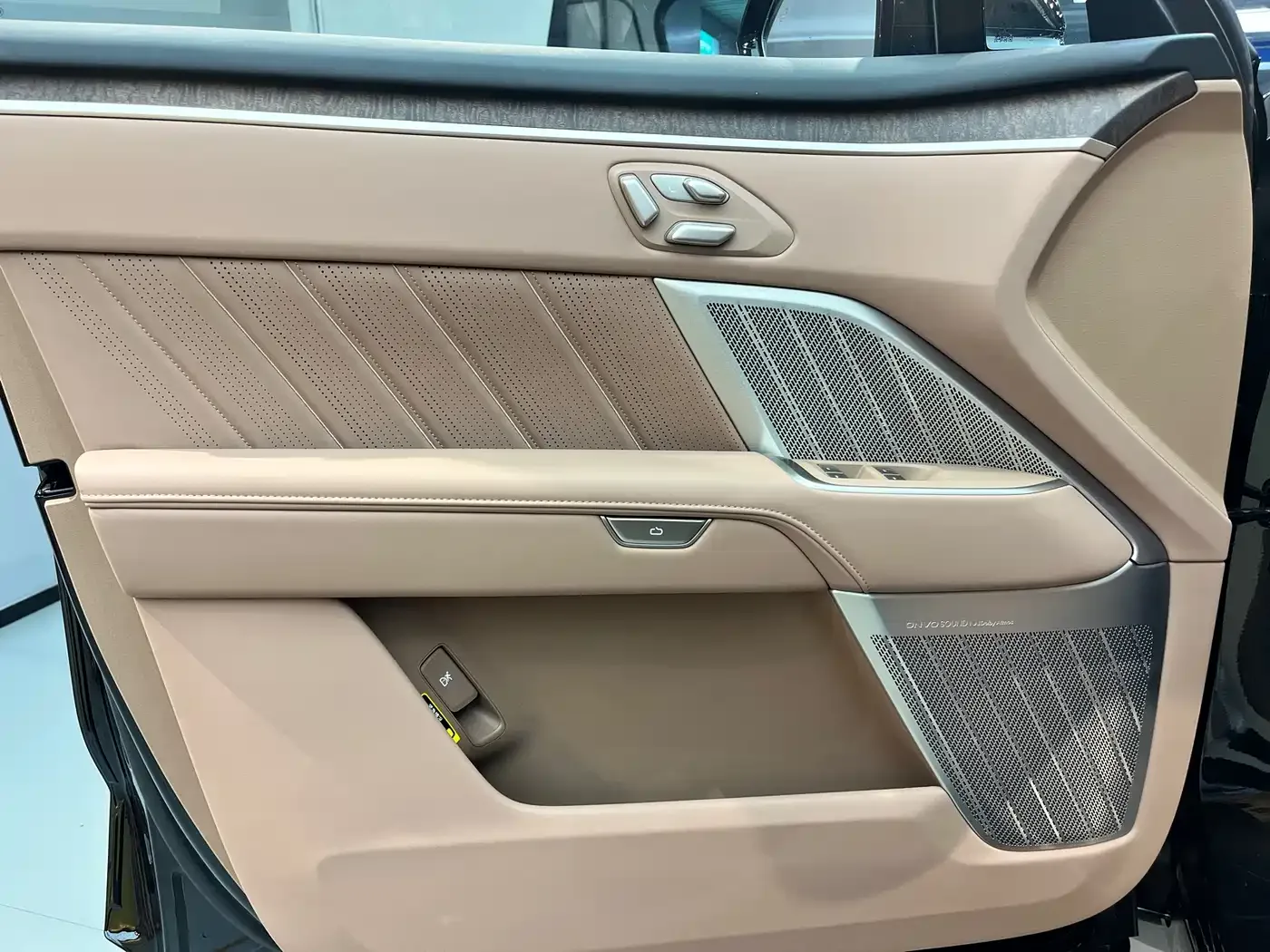 Ledao Ledao L90 2025 2WD Base Model — Фото автомобиля 5