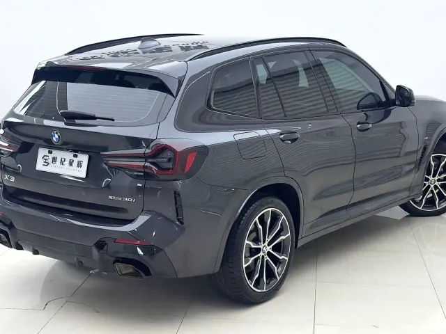 BMW X3 — Фото автомобиля 8