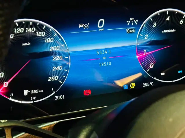 Mercedes-Benz C-Class — Фото автомобиля 8