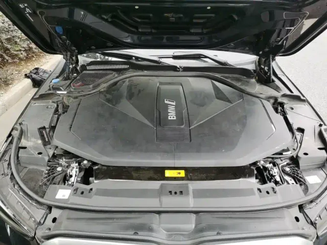 BMW i5 — Фото автомобиля 19