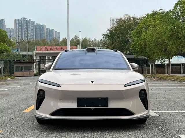 Nio ET5 — Фото автомобиля 2