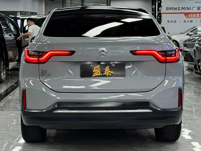 Nio EC6 — Фото автомобиля 6