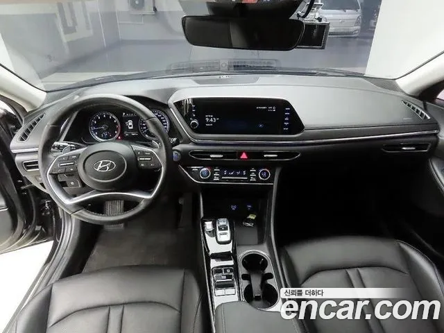 Hyundai Sonata Sonata (DN8) 2.0 LPG(Для проката) — Фото автомобиля 8