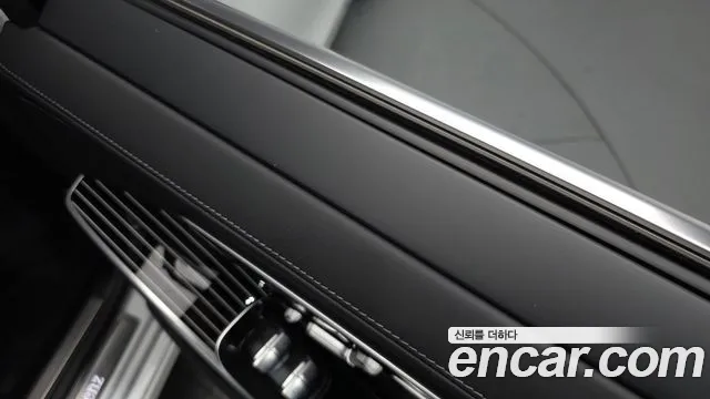 Mercedes-Benz S-Class — Фото автомобиля 25