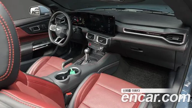 Ford Mustang Mustang 7 поколение 2.3 EcoBoost Premium Кабриолет — Фото автомобиля 7