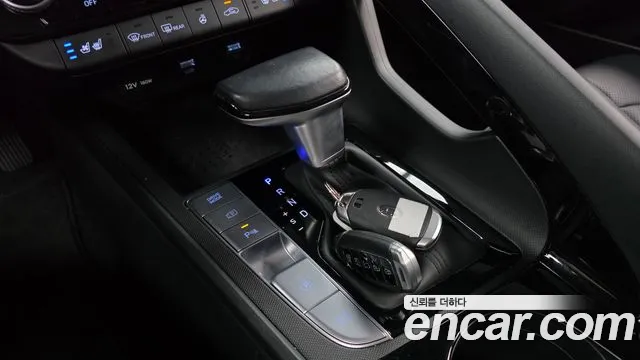 Hyundai Avante — Фото автомобиля 12