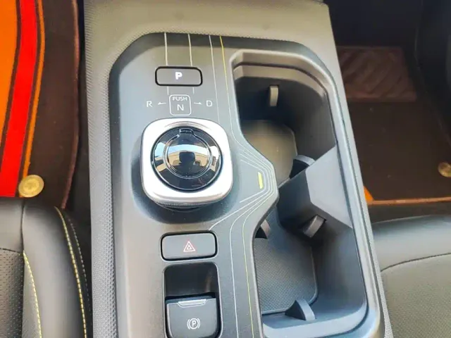 Toyota bZ5 — Фото автомобиля 13
