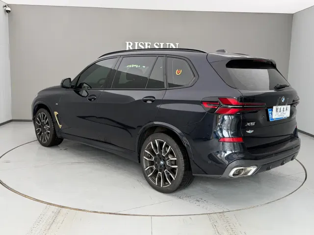 BMW X5 — Фото автомобиля 6