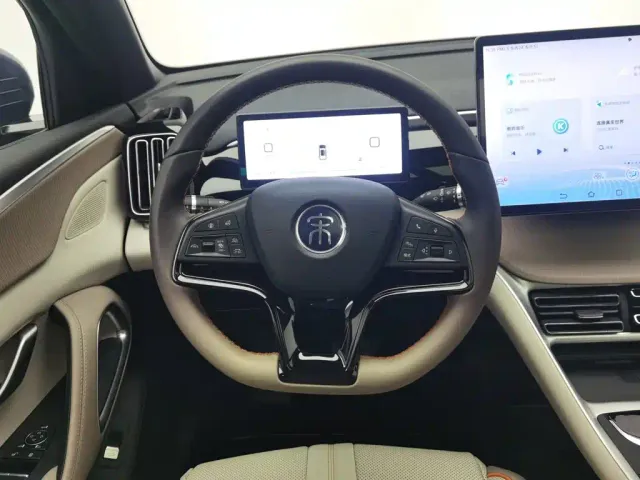 BYD Song Pro — Фото автомобиля 11