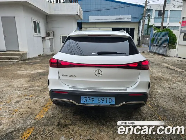 Mercedes-Benz EQA H243 — Фото автомобиля 4